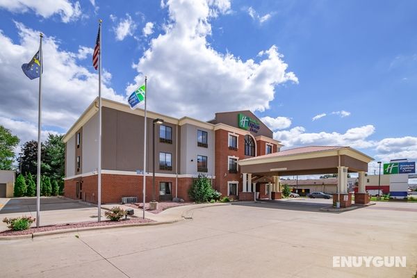 Holiday Inn Express and Suites South Bend Notre Da Genel