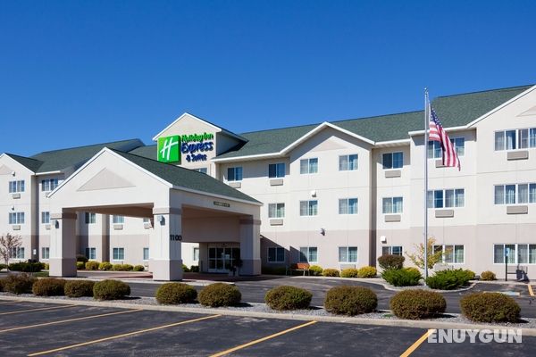 Holiday Inn Express and Suites Stevens Point Genel