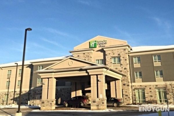 Holiday Inn Express and Suites Thunder Bay Genel
