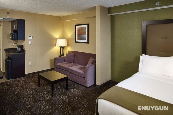 Holiday Inn Express and Suites Timmins Genel