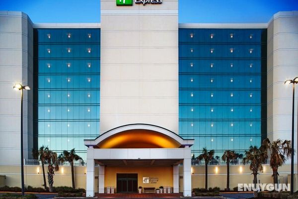 Holiday Inn Express and Suites Va Beach Oceanfront Genel