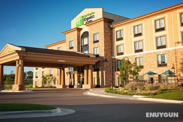 Holiday Inn Express and Suites Wichita Northeast Genel