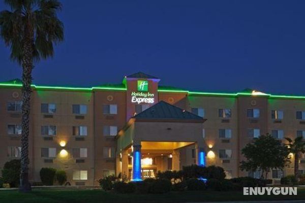 Holiday Inn Express Bakersfield  Genel
