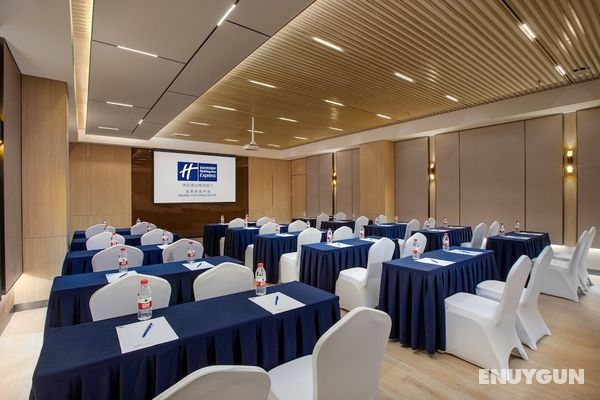 Holiday Inn Express Beijing Yizhuang Center, an IHG Hotel Genel