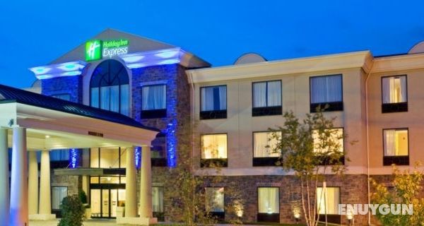 Holiday Inn Express Hotel&Suites Chester-Monroe Genel