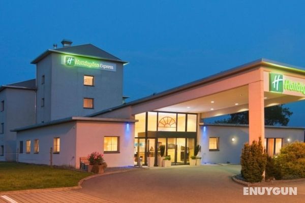 Holiday Inn Express Luzern-Neuenkirch Genel