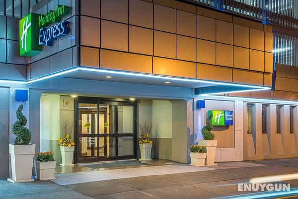 Holiday Inn Express Midtown Genel