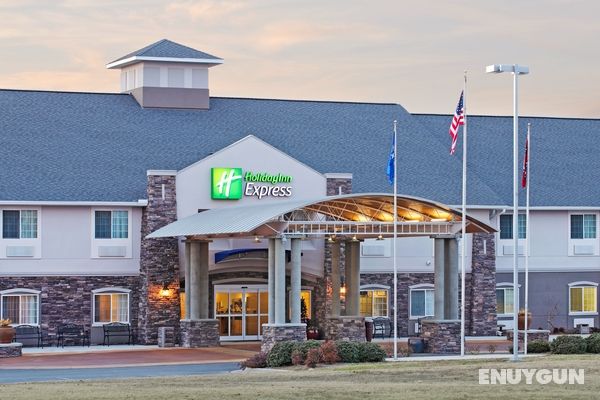Holiday Inn Express Monticello Genel
