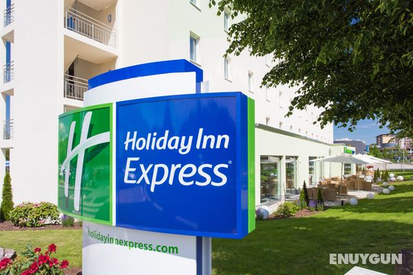 Holiday Inn Express Neunkirchen Genel