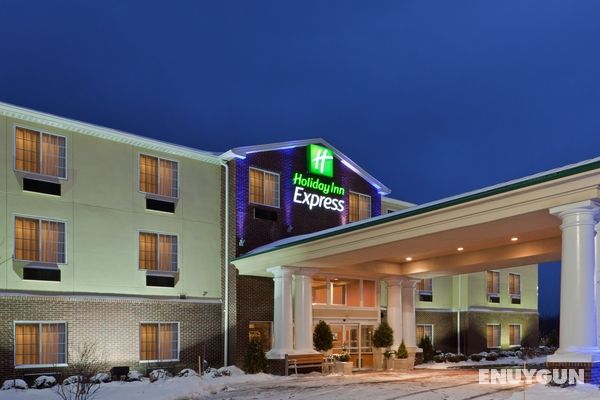 Holiday Inn Express Hotel & Suites Ashtabula-Genev Genel