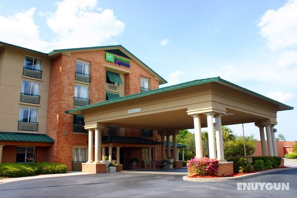 Holiday Inn Express Hotel & Suites Bluffton @ Hilt Genel