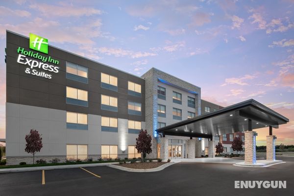 HOLIDAY INN EXPRESS SUITES ELKHORN Genel