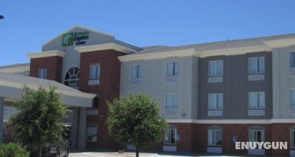 Holiday Inn Express Hotel & Suites Fort Stockton Genel