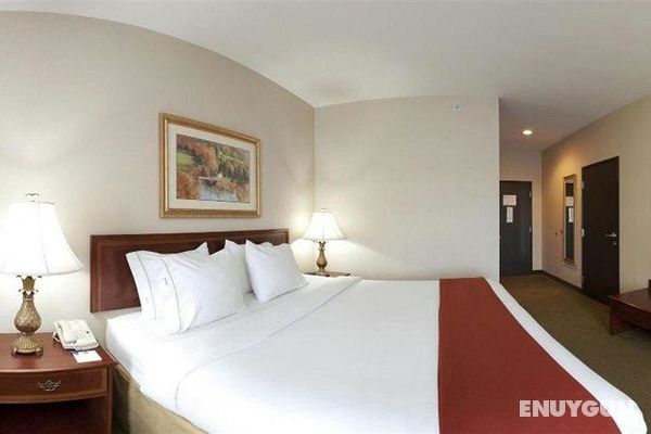 Holiday Inn Express Hotel & Suites Franklin - Oil  Genel