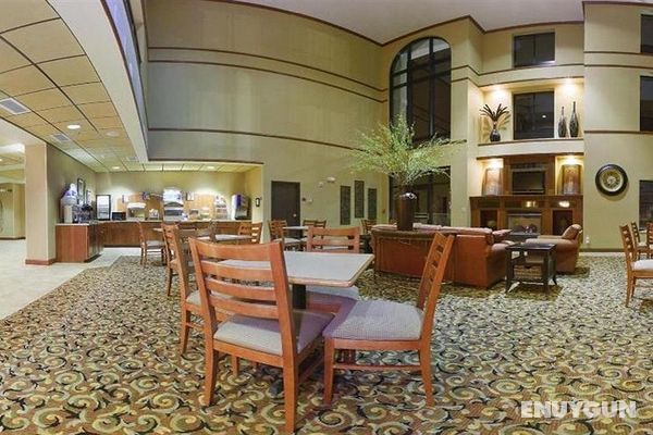 Holiday Inn Express & Suites Goodland Genel