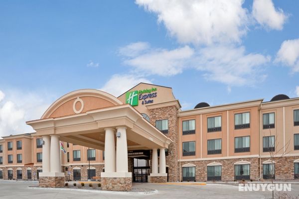 Holiday Inn Express Hotel & Suites Hays Genel