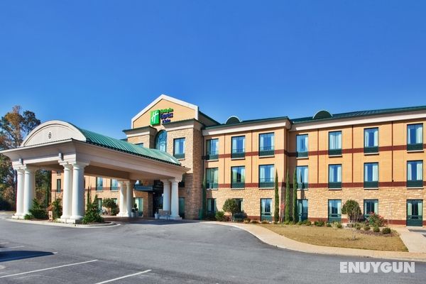 Holiday Inn Express & Suites Macon-West Genel