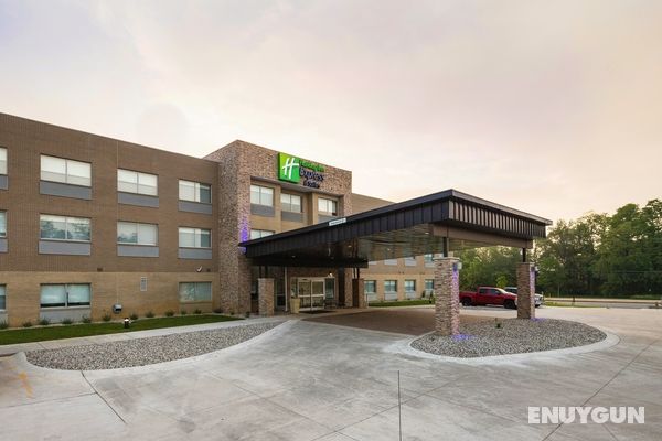Holiday Inn Express & Suites Portage Genel