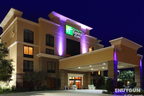Holiday Inn Express & Suites Tyler South Genel