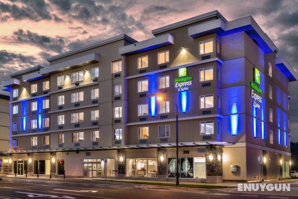 Holiday Inn Express Suites Victoria Colwood Genel
