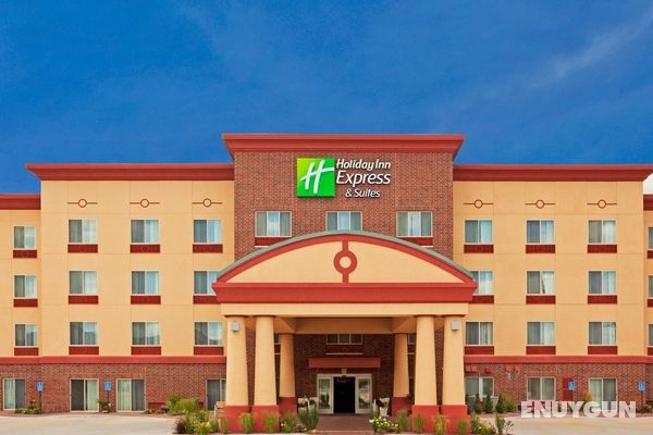 Holiday Inn Express & Suites Winona Genel
