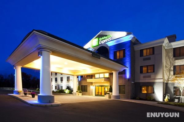 Holiday Inn Express Syracuse Airport Genel
