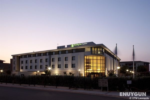 Holiday Inn Express Toulouse Airport Genel