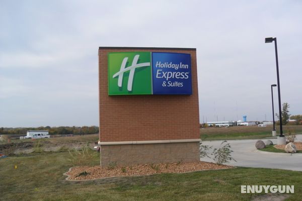 Holiday Inn Express Urbandale Des Moines Genel