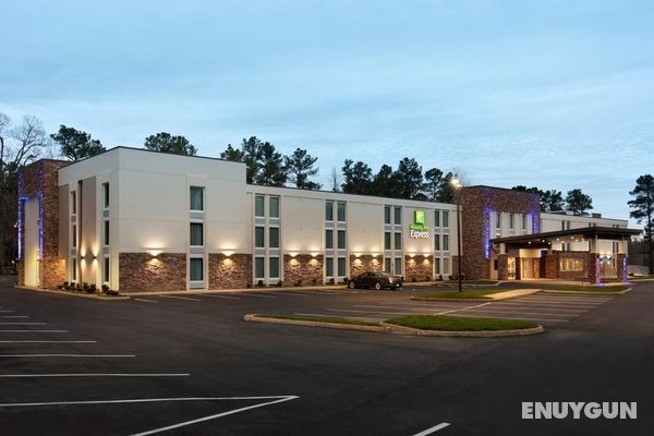 Holiday Inn Express Williamsbrg Busch Gardens Area Genel