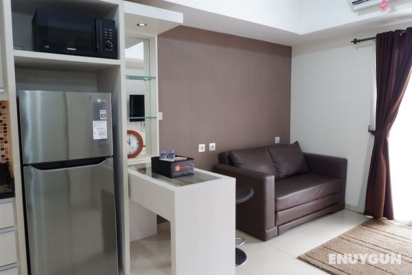 Homey 1BR at The Wave near Epicentrum Kuningan Öne Çıkan Resim