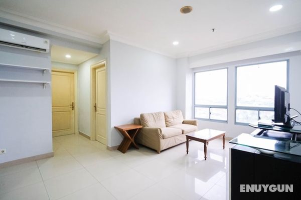 Homey 2Br With Extra Room At Taman Beverly Apartment İç Mekan