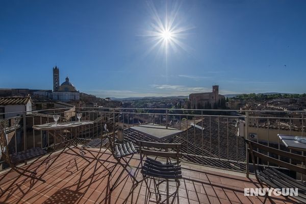 I Terzi di Siena Öne Çıkan Resim