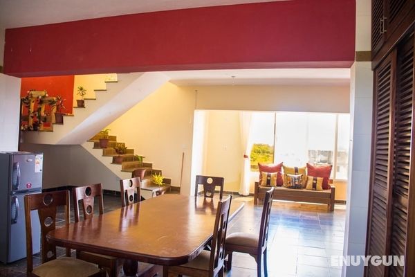 Immaculate 6-bed Penthouse Apartment in Mombasa Öne Çıkan Resim