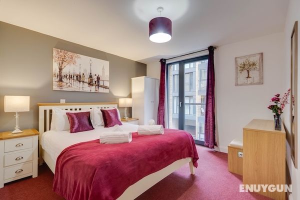 Impeccable 1-bed Apartment in Birmingham Öne Çıkan Resim