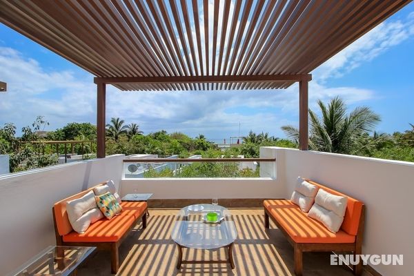 Impressive House Perfect for Large Groups Rooftop Sunbeds Hot Tub Close to the Beach Oda