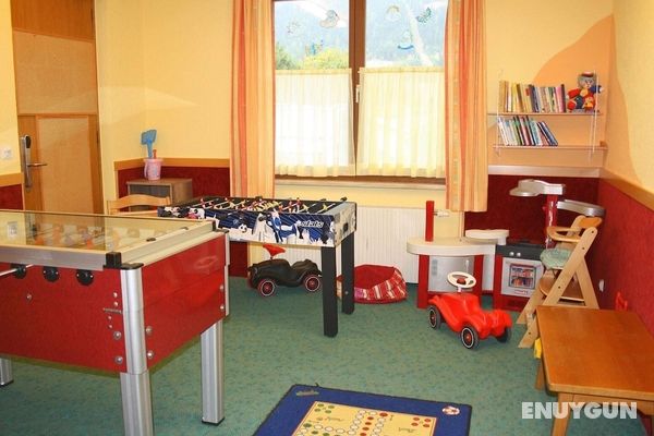 Apartment in Bad Kleinkirchheim With Playroom, Balcony Genel