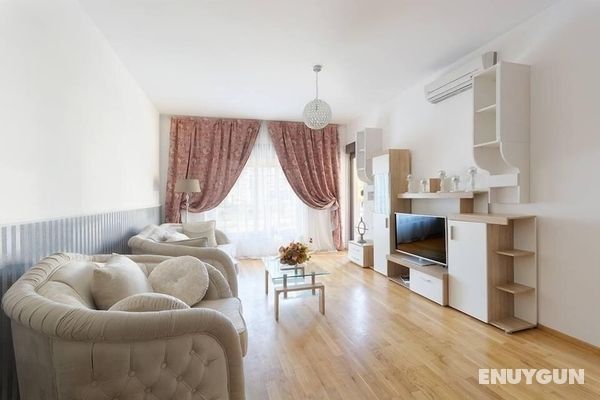 Apartments in Becici Öne Çıkan Resim