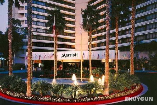 Irvine Marriott Genel