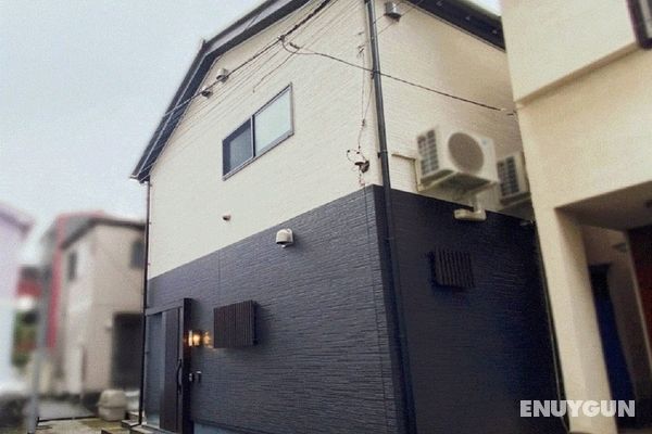 Japanese Modern House in Shinagawa Öne Çıkan Resim
