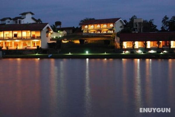 Kalla Bongo Lake Resort Öne Çıkan Resim
