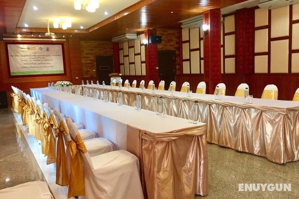 Khum Sai Ngam Hotel & Resort Genel