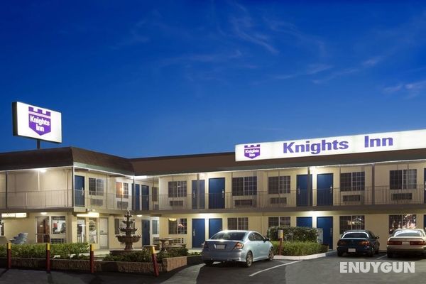 Knights Inn San Bernardino Genel