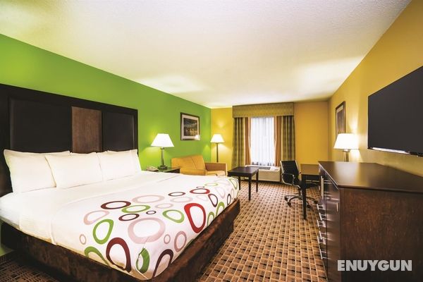 La Quinta Inn & Suites Baltimore South - Glen Burnie Genel