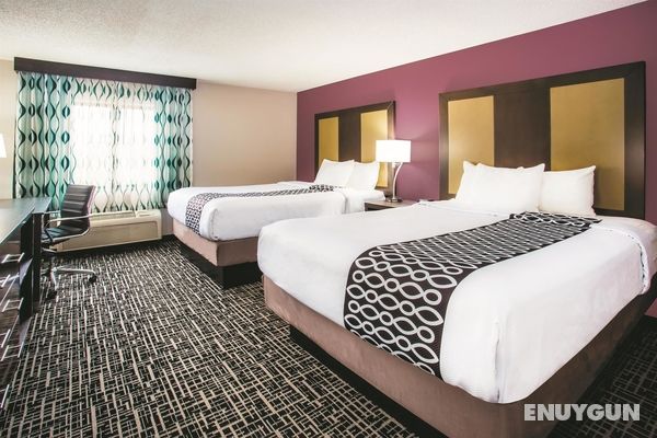 La Quinta Inn & Suites Cincinnati NE - Mason Genel