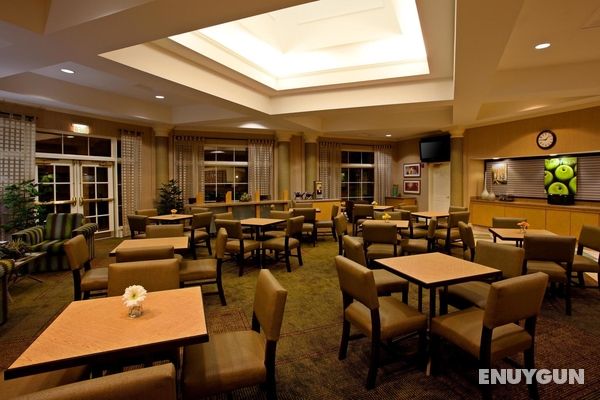 La Quinta Inn & Suites Greensboro Genel