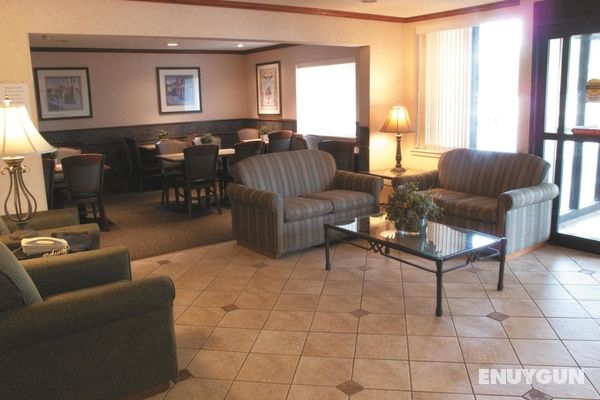 La Quinta Inn & Suites Stevens Point Genel
