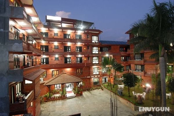 Hotel Landmark Pokhara Genel