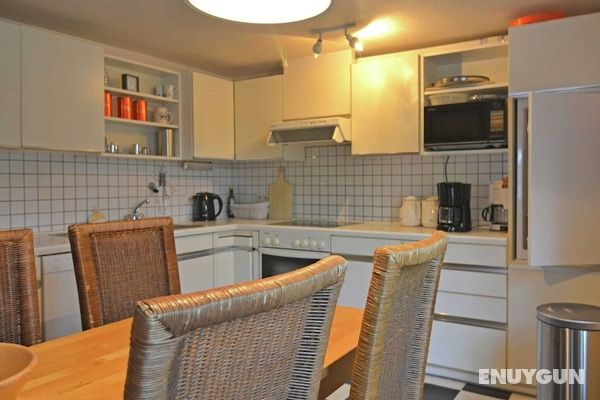 Large Holiday Home in Beautiful Sauerland With Garden, Sauna and Much More Mutfak
