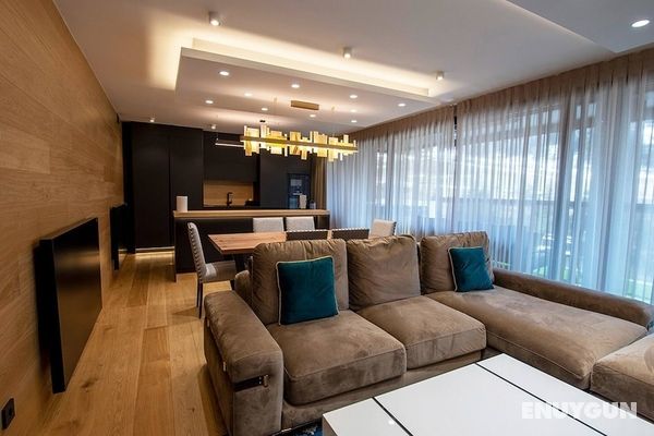 Llac Blau Luxury Apartment With Jacuzzi Öne Çıkan Resim