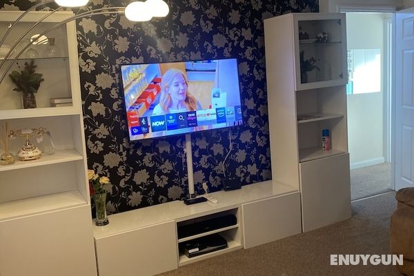 Lovely 2 Bed Flat-apt in East London- Nice Estate Öne Çıkan Resim